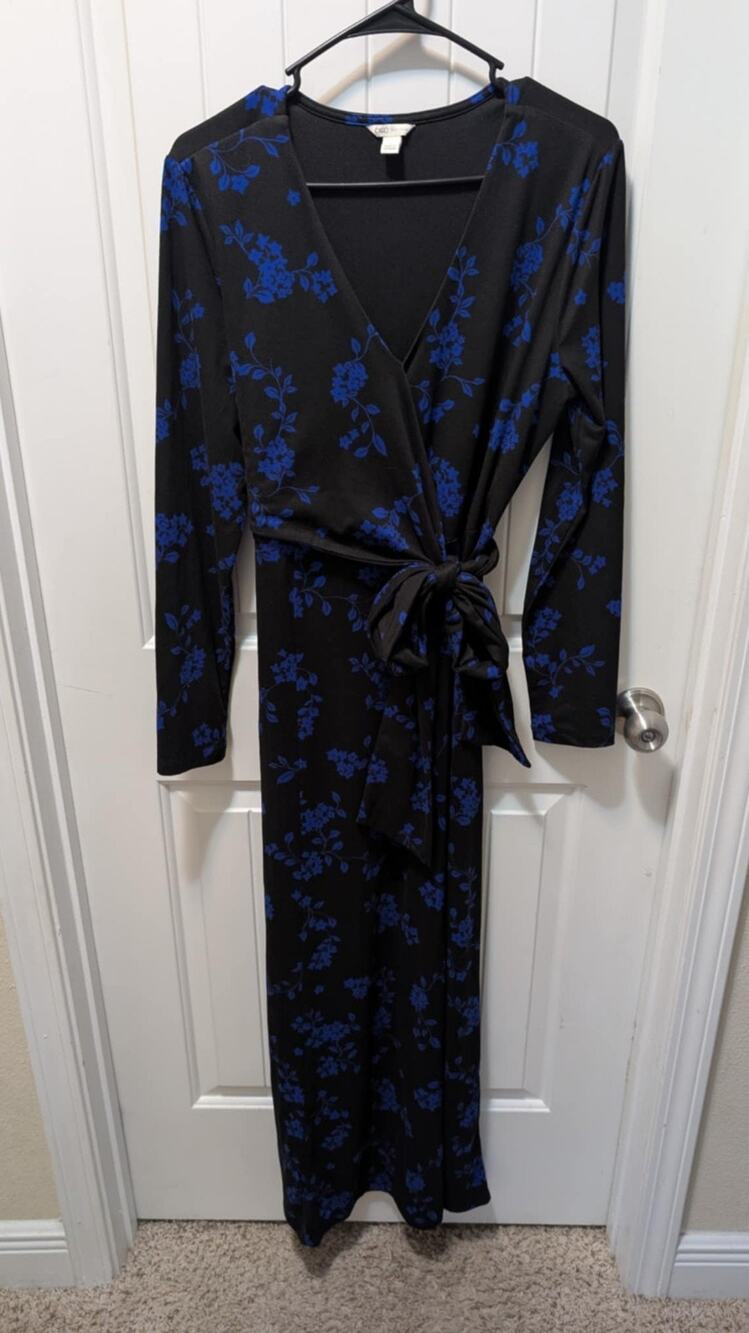 Cato Women's L Black V-Neck Blue Floral Tie-Waist Wrap Maxi Dress